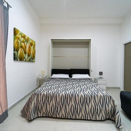Casa Romeo Napoli Hotel ภายนอก รูปภาพ