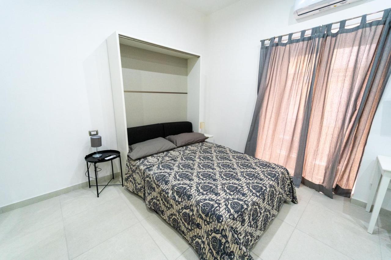 Casa Romeo Napoli Hotel ภายนอก รูปภาพ